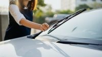 wiper mobil Air Wiper Mobil diisi Apa, Simak Penjelasan Lengkapnya Disini