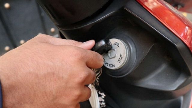 Kenapa Kunci Motor Tidak Bisa Diputar? Ini Penyebabnya