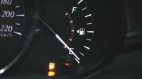 Ternyata ini Arti Huruf E dan F pada Indikator Bensin